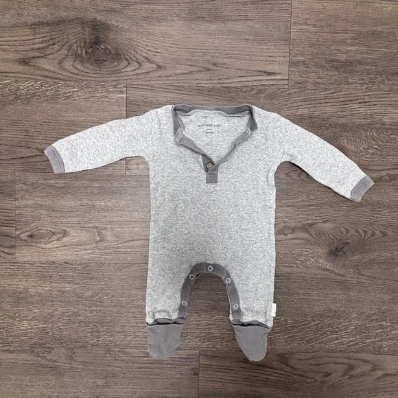 Newborn Burt's Bees Babyx1, Gerberx3 Footies Set w Elbow Patches & Graphics - Picture 3 of 11
